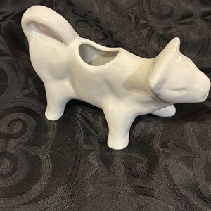 Fitz and Floyd everyday white  cow creamer
